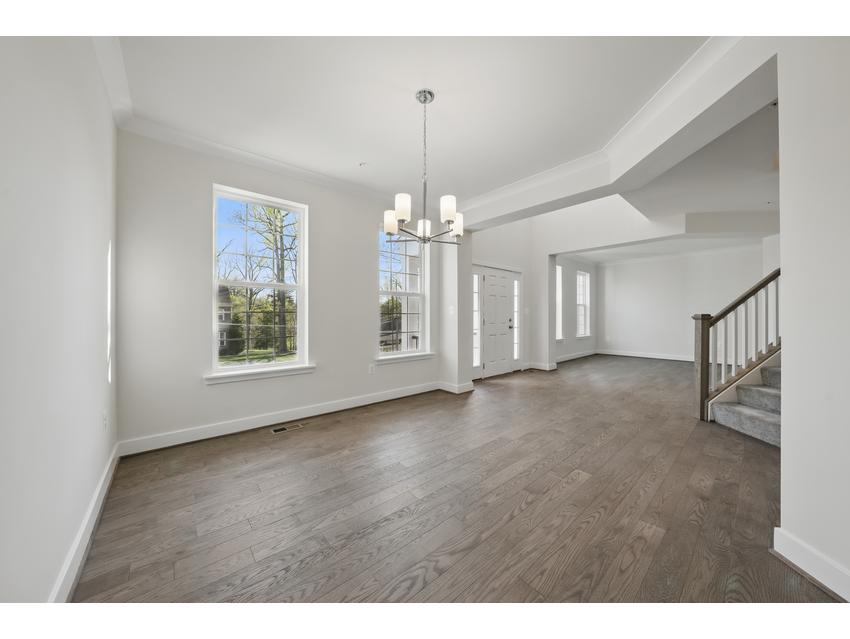 Lancaster Uphill - THREE GENERATIONAL HOME