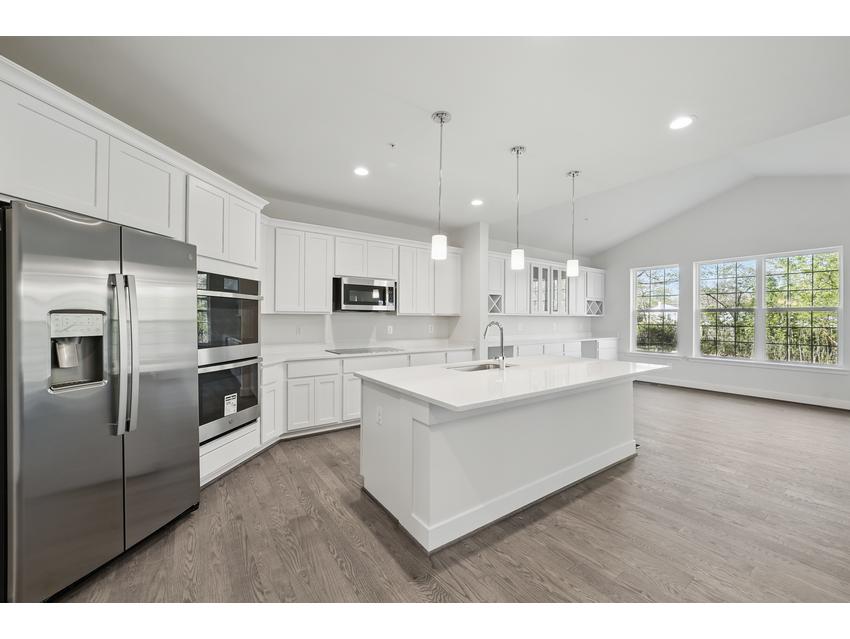 Lancaster Uphill - THREE GENERATIONAL HOME