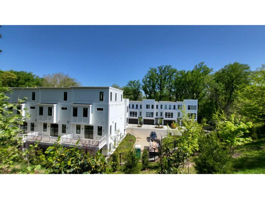 Creekside Chevy Chase-SELLING - 3 LEFT