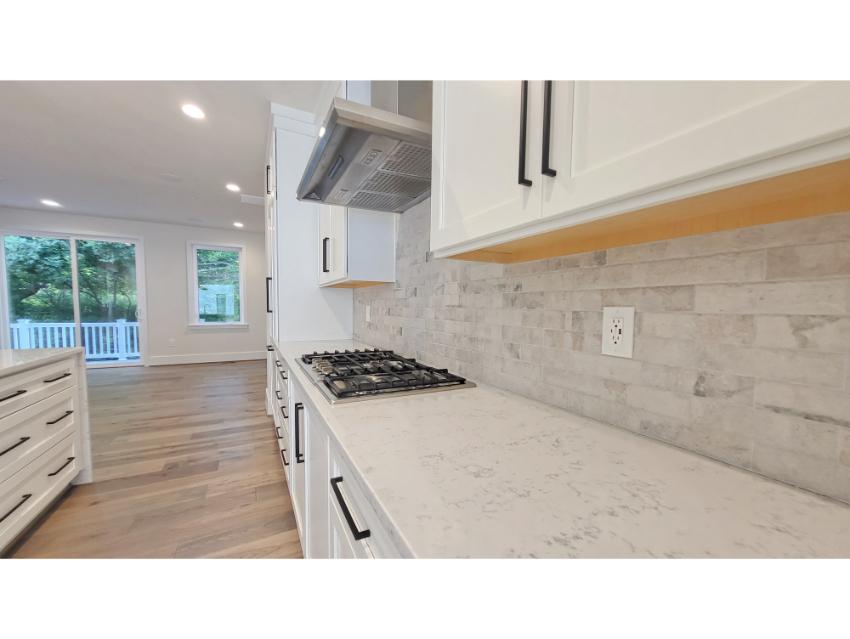 Crescent - 24ft-wide Townhome with Rooftop Terrace 