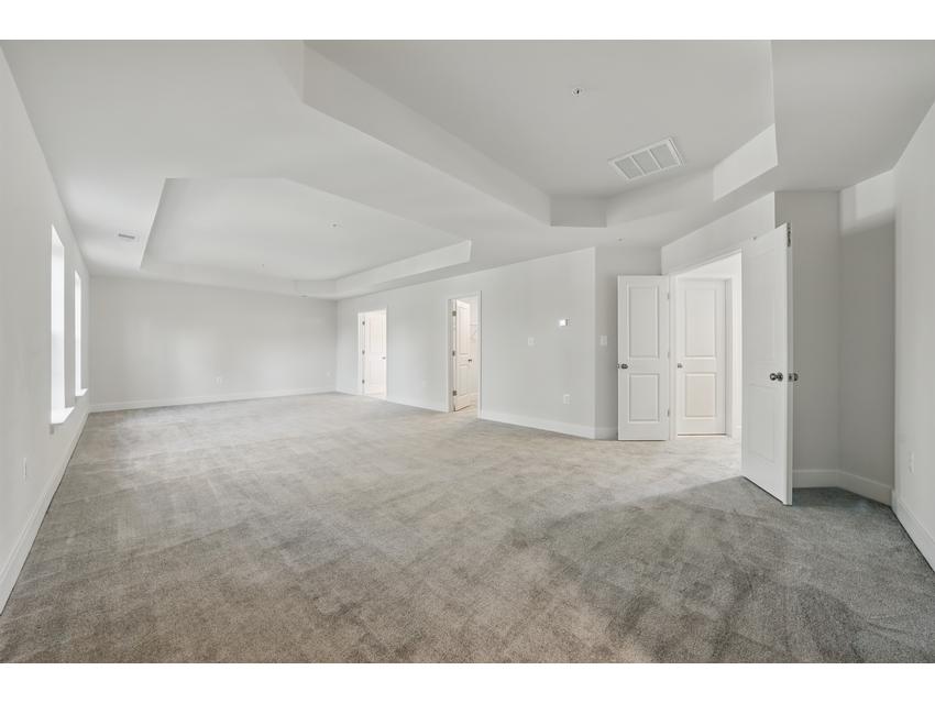 Lancaster Uphill - THREE GENERATIONAL HOME