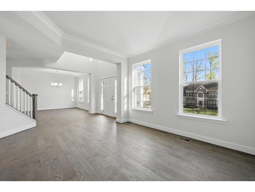 Lancaster Uphill - THREE GENERATIONAL HOME